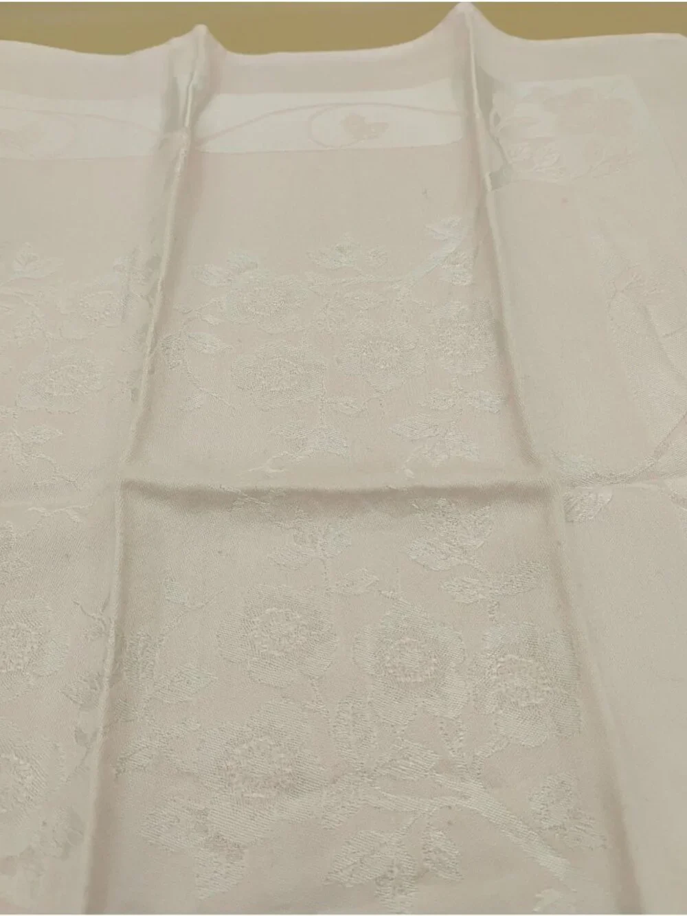 Vintage Pink Damask Floral Tablecloth 60